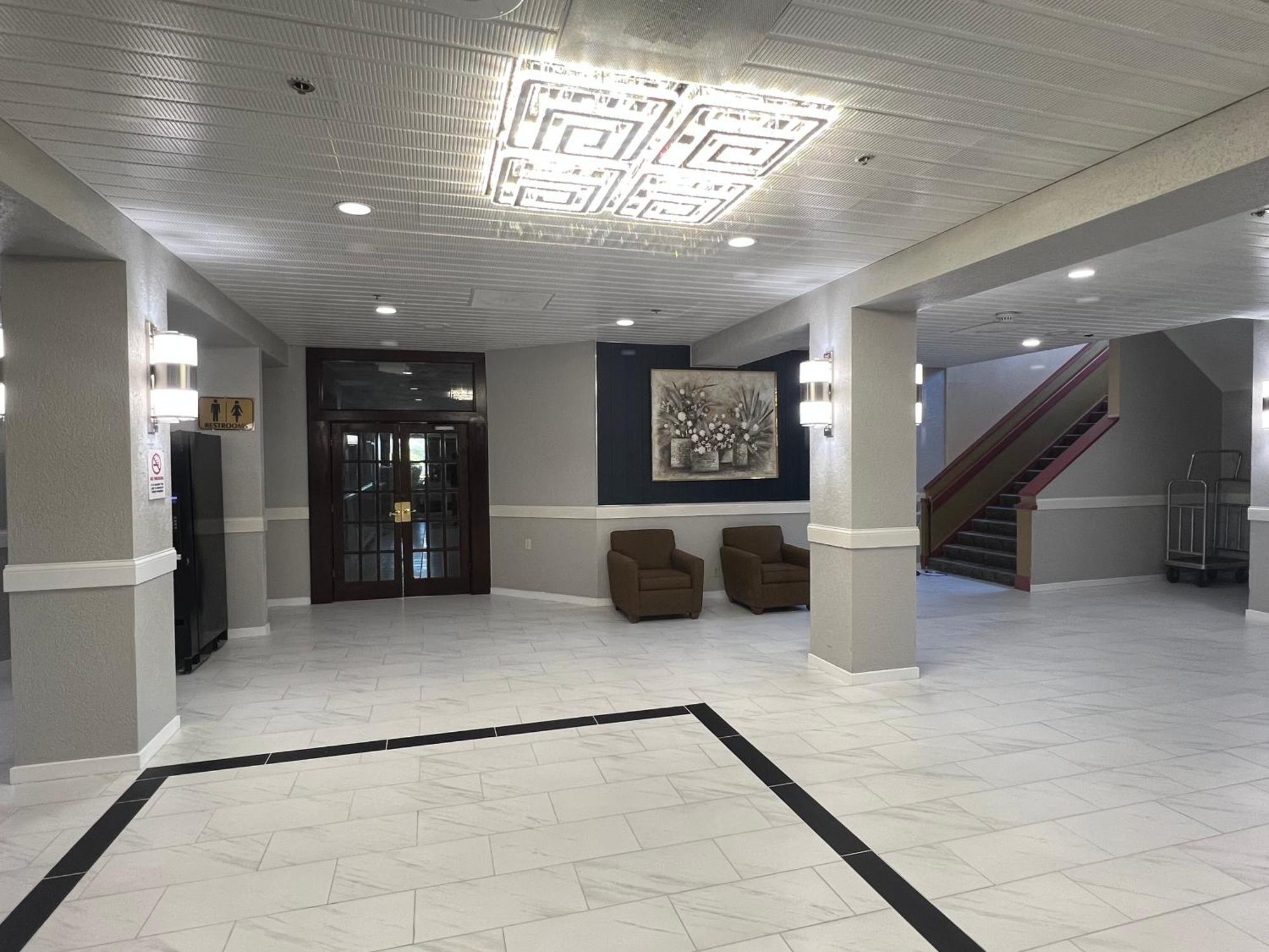 The And Banquets Hotel 2*